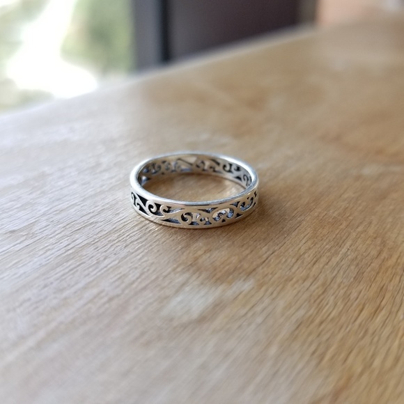 Whimsical Swirl Sterling Band - Picture 4 of 6